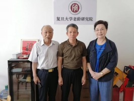 李宝恒董事长与吴玉韶教授围绕老龄群体衰退性康复问题进行交流